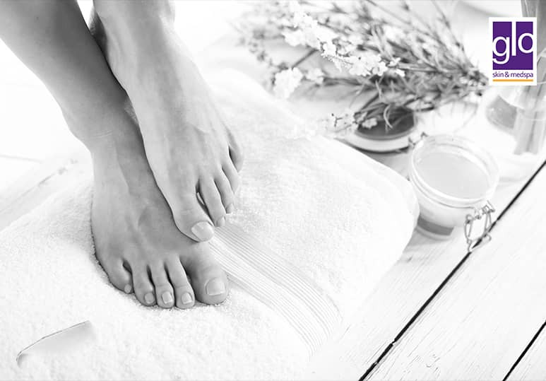 Glo Skin - Blog - How To Take Care Of Your Feet Between Pedicures