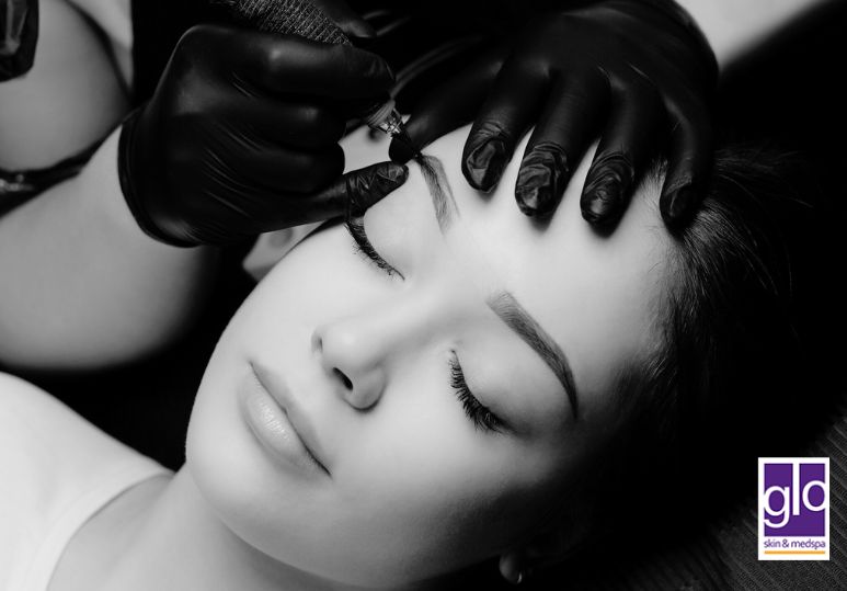 Permanent Makeup for Sensitive Skin: Navigating Beauty with Care